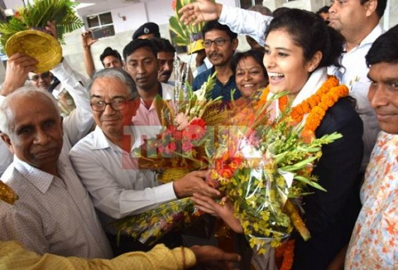 Tripura kick-boxing girl receives warm welcome